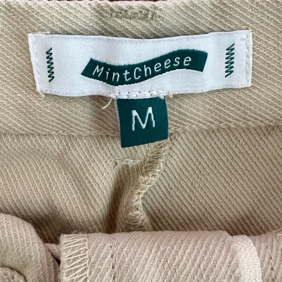 Cream/Tan mid-rise wide-leg pants barely worn, Size M - Picture 2 of 3